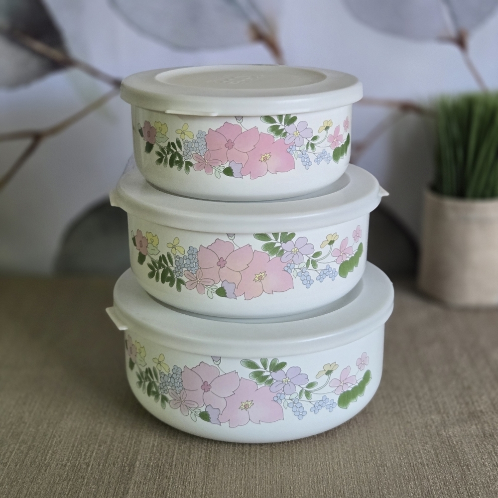KOBË BOWLS | Vintage Enamelware Nesting Bowls in Floral 3-pc Set